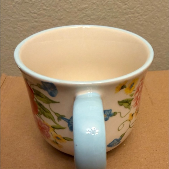 The Pioneer Woman Sweet Rose 14.5-ounce Stoneware Mug - Picture 3 of 7